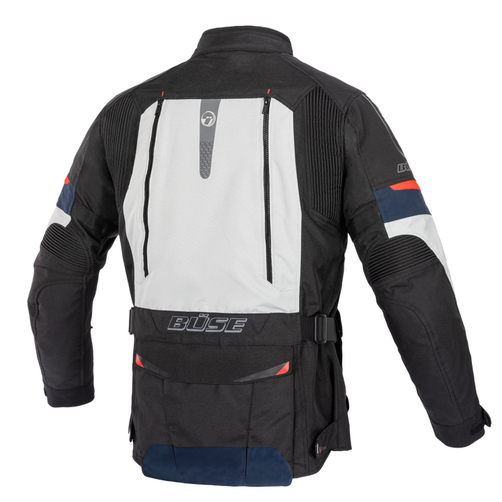 Baksidan av Buse Textil Mc-Jacka Monterey Grå med ventilationsdragkedjor, reflexdetaljer och justerbar midja för optimal passform.