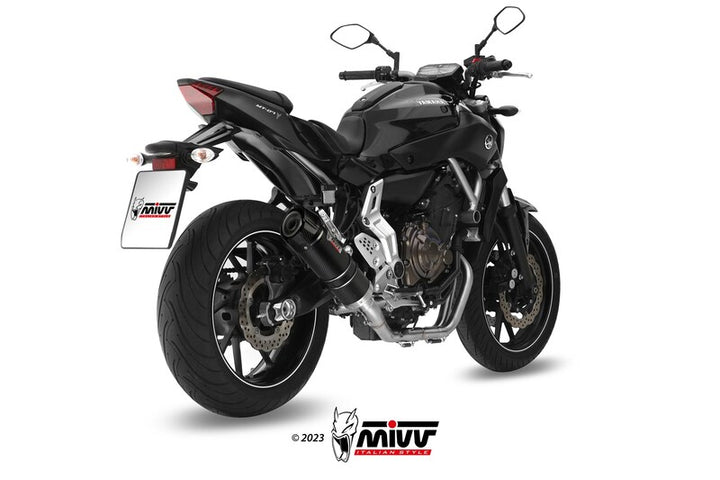 MIVV GP Full Exhaust System Y.045.L2SC monterat på Yamaha MT-07, visat bakifrån i hög kvalitet. Perfekt reservdel inom fordonsdelar & tillbehör.