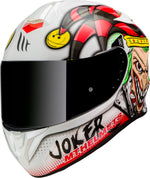 MT Helmets Integral Mc-Hjälm Targo Joker Vit med vit bas och färgglada Joker-grafik, visir och aerodynamisk design för motorcykelsäkerhet.