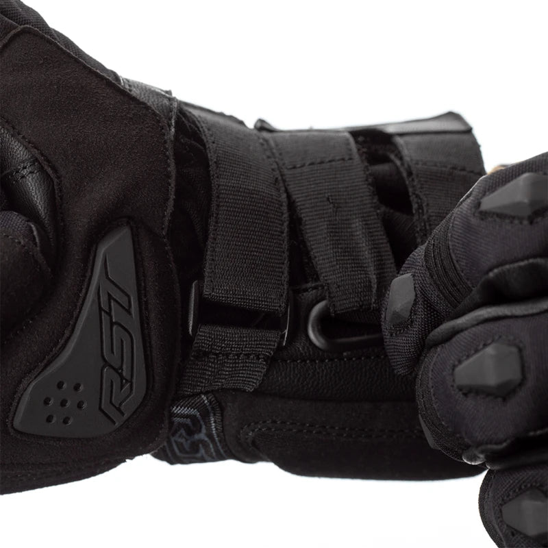 Primeros Guantes MC Guantes X-Raid Black impermeable